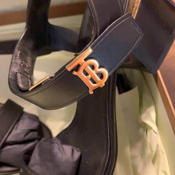 Wore once - Picture 5 of 12